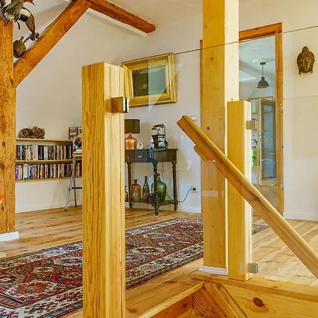 בית כפרי Amelrode Zu *