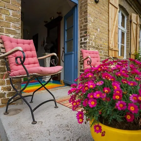 בית כפרי Amelrode Zu *