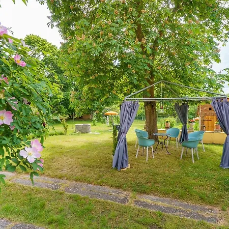 Amelrode Zu * Altwarp